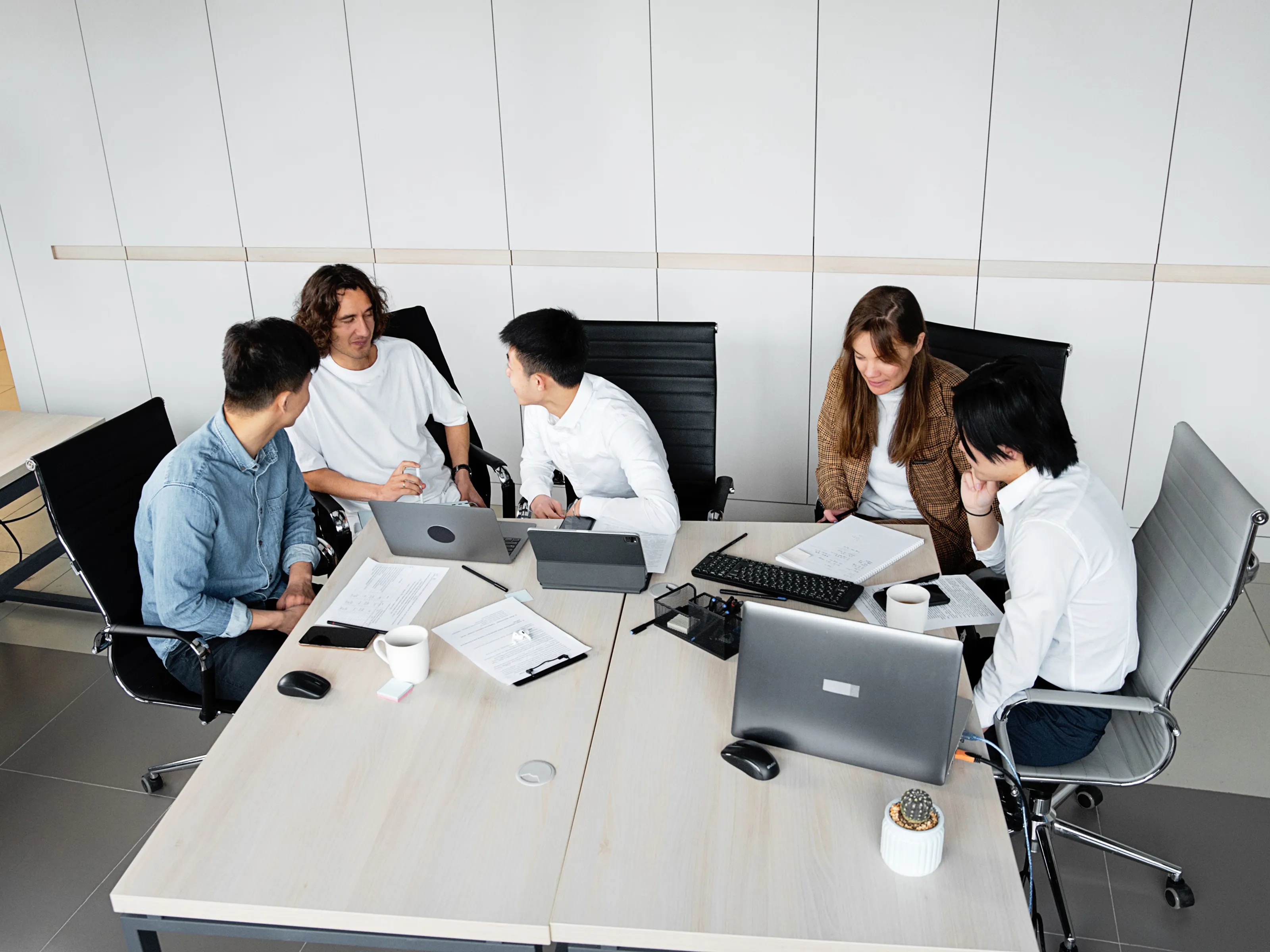 Pimentón team collaborating
